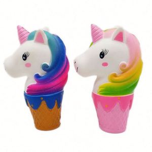 Nuevo Caballo Volador de Juguete, Unicornio de Peluche con Movimiento Lento de Resorte, Muñeco Realista de PU con Movimiento Lento de Resorte - Product Image 3