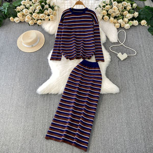 Set Rajutan Fashion Wanita Sweater Kerah Bulat Bergaris Rok Panjang Slim Pinggang Tinggi Kasual Set 2 Potong Wanita - Product Image 1