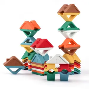 Bâtiment coloré 7 pièces blocs empilables construction Triangle jouet pour bébé Montessori sensoriel enfants Silicone Puzzle jouets