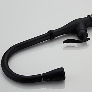 تصميم جديد من YUNDOOM OEM Torneria, تصميم جديد من YUNDOOM OEM Torneria تصميم جديد Wasserhahn ماتي الأسود غريفو سحب مقبض واحد روبينيت المطبخ بالوعة خلاط المياه صنبور - Product Image 4