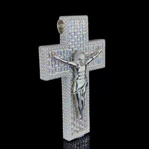 Collier pendentif Hip Hop de luxe, style urbain, en forme de croix, plaqué argent et or rose, orné de diamants, bijoux de haute qualité pour la musique - Product Image 2