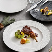 Assiette à steak de style japonais minimaliste en céramique 24 cm – Plat de service haut de gamme de luxe léger pour la maison, idéal pour les pâtes