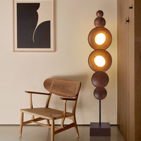 Lampe sur pied personnalisée de style Wabi-sabi du milieu du siècle, lampe d'art en relief en bois massif de designer pour salon, chambre, bureau, hôtel et projet B&B