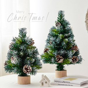 Noël <span class=keywords><strong>Mini</strong></span> flocon <span class=keywords><strong>de</strong></span> neige <span class=keywords><strong>pomme</strong></span> <span class=keywords><strong>de</strong></span> <span class=keywords><strong>pin</strong></span> paquet d'arbre <span class=keywords><strong>de</strong></span> Noël décoration <span class=keywords><strong>de</strong></span> bureau décorations <span class=keywords><strong>de</strong></span> Noël - Product Image 2