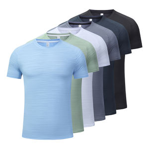 Camiseta de entrenamiento para hombre de compresión suave al tacto para recuperación y entrenamiento con control de olores - Product Image 3