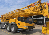 Mobiler Kosteneffektiver LKW-Kran QY80K5D 80 Tonnen Nennlast Mit 5-Teiligem Hauptausleger für Materialhebung