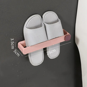 Étagère murale de salle de bain monobloc pour pantoufles, support à chaussures suspendu peu encombrant, sans perçage requis - Product Image 1