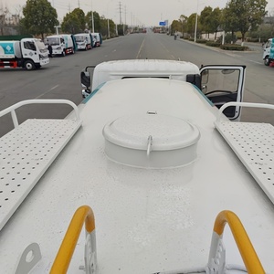 Camión Cisterna Dongfeng 4X2 de 6 Toneladas para Rociar Agua en Incendios, con Bomba de Alta Presión y Motor Diésel - Product Image 4