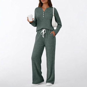 Conjunto de 2 piezas de punto acanalado cepillado para mujer, otoño-invierno 2026, suelto, de manga larga, con pantalón, chándal, venta al por mayor - Product Image 4