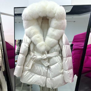 Manteau élégant pour <span class=keywords><strong>femme</strong></span> avec grande capuche en vraie fourrure de renard, <span class=keywords><strong>doudoune</strong></span> <span class=keywords><strong>mi</strong></span>-<span class=keywords><strong>longue</strong></span> de luxe en duvet de canard, parka épaisse ceinturée pour l'hiver et la neige - Product Image 2