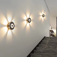 Projecteur moderne IP65 6W+2W, angle de faisceau : 360° °   Lampe murale LED extérieure en alliage d'aluminium pour chambre d'hôtel intérieure