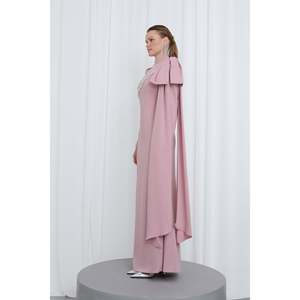 Elegante Vestido de Noche con Hombro Descubierto y Hiyab Desmontable, Silueta Ajustada, Color Polvo, Vestido Formal para Mujer - Product Image 6