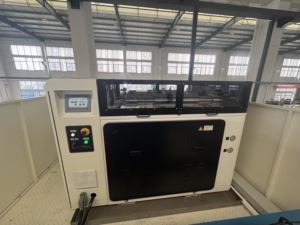 BBET صناعة السيارات قائمة مفتوحة الإطار روبوت قواطع المياه النفاثة مع طاولة عمل ثابتة - Product Image 5