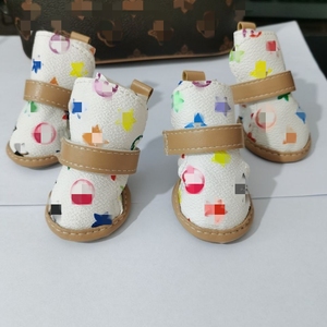 Sepatu Anjing Musim Dingin Mewah Grosir, Sepatu Salju Hangat Kulit PU Anti-Selip Tahan Air, Sepatu Anjing Desainer Musim Dingin - Product Image 2