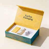 Boîte personnalisée avec couvercle et base, et boîte cadeau blanc ivoire pour ensemble de soins de la peau, et emballage de luxe haut de gamme avec embellissement en papier personnalisé