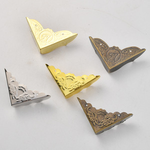 Antique Bronze Gold Silver Metal <b>Corner</b> <b>Protectors</b> For Wooden Boxes Wardrobe Hardware 928 929 Plated Carbon Steel Wall Mount - Product Image 1