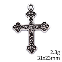 Pendentif Croix Ornée de Motifs Roulants 31x23mm en Alliage de Zinc Argent Vieilli pour Bijou Souvenir de Baptême