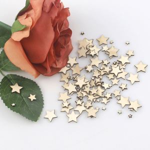 Vente en gros de 100 étoiles décoratives de tailles variées, étoiles en bois non finies pour l'artisanat DIY et la décoration de la maison, livraison directe - Product Image 1