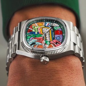 Reloj Analógico Cuadrado con Diseño Graffiti para Hombre, 40 mm, Cuarzo, Resistente al Agua 30 m, Correa de Aleación, Caja de Acrílico, Esfera con Indicadores de Moda - Product Image 4