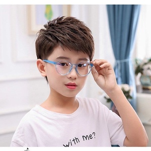 Vente flash - Lunettes pour enfants à monture ronde en plastique, couleur unie, pour garçons et filles, anti-lumière bleue, <span class=keywords><strong>verres</strong></span> transparents tendance - Product Image 1