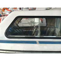 60HP Yüksek Hızlı Yarım Kabinli Fiberglas Kit Tekne, Göl ve Nehir Su Oyunları Ekipmanları için Yolcu ve Yük Kapasitesiyle