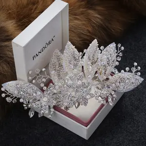 Beautiful temperament handmade hair accessories princess girls banquet pearl tiara wedding bridal hair clip