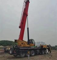 Les acheteurs d'équipements industriels lourds choisissent la grue sur camion Sany d'occasion de 30 tonnes STC300C avec flèche de 15,5 m pour les opérations de levage sur chantier routier