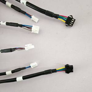 Op maat gemaakte PTFE/PBT rubberen aandrijflijnconstructie met IP66-classificatie voor auto- en motorfietsapplicaties - Product Image 4