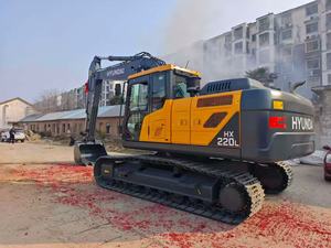 Excavatrices Hyundai HX220L d'occasion de haute qualité, excellent rapport qualité-prix, excavatrices hydrauliques sur chenilles de taille moyenne de 22 tonnes, en bon état - Product Image 1