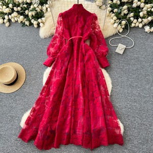 Robe longue élégante de haute qualité, coupe trapèze, amincissante à la taille, avec manches lanternes et broderies en maille, pour femme - Product Image 3