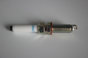 Repuesto Automotriz, Sistema de Encendido, Bujías de Platino SILZKFR8D7S para Autos, Bujías para SILZKFR8D7S - Product Image 6