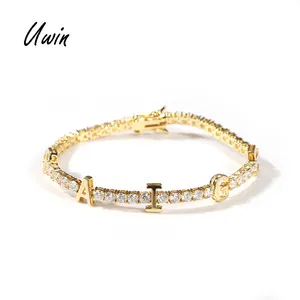  UWIN personalizzato Hip Hop Icy Tennis Chain Zirconia lettera braccialetti con ciondoli lettere di moda braccialetti con ciondoli donna uomo gioielli