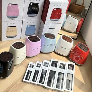 Juego de Cuchillos de Acero Inoxidable de 6 Piezas de Estilo Retro con Bloque, Mangos de Acero Inoxidable y Diseño Ambidiestro - Product Image 2