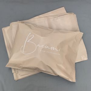 <span class=keywords><strong>Bolsas</strong></span> <span class=keywords><strong>de</strong></span> plástico reciclable personalizadas para embalaje <span class=keywords><strong>de</strong></span> ropa, <span class=keywords><strong>bolsas</strong></span> <span class=keywords><strong>de</strong></span> correo <span class=keywords><strong>de</strong></span> marca amazon, venta al por mayor - Product Image 1