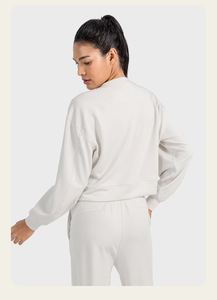 Camiseta Deportiva de Alta Calidad para Mujer DAW015, Camiseta de Manga Larga con Logotipo Personalizado, Camisetas de Algodón, Sudadera Holgada con Cuello Redondo - Product Image 4