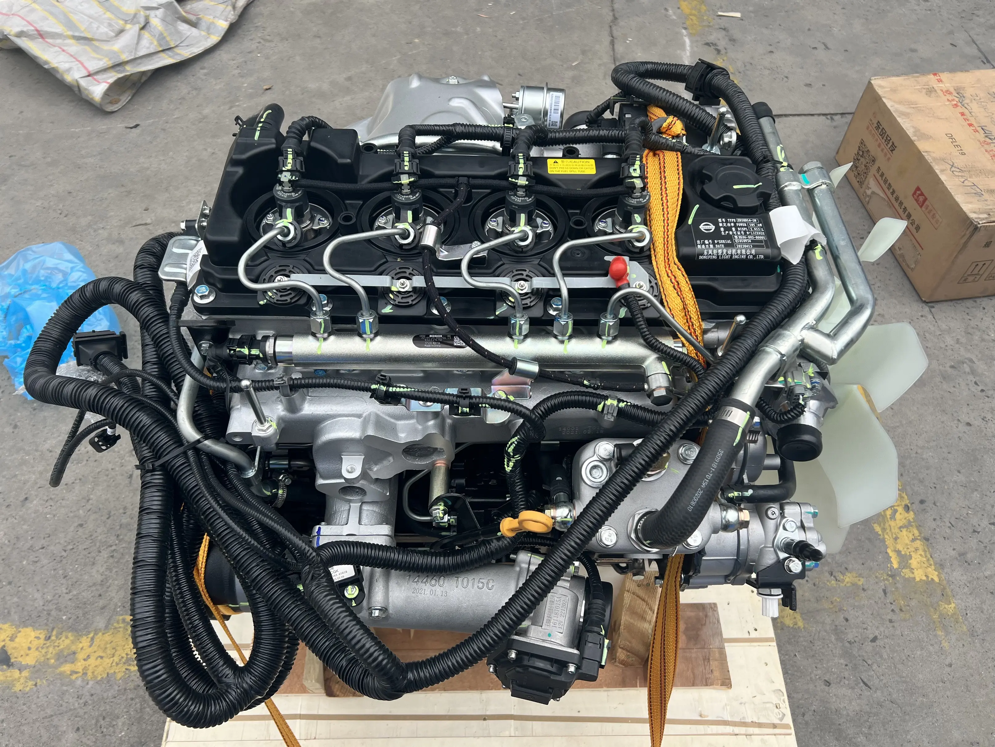 बिल्कुल नया टर्बोचार्ज्ड इंटर-कूल्ड Zd30 96kw-110kw 3200rpm वाहन मोटर डीजल इंजन SUV पिकअप में उपयोग किया जाता है