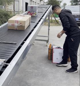 Nastro Trasportatore Inclinato Regolabile OUMU con Componenti Centrali in Acciaio Inossidabile, Garanzia 1 Anno - Product Image 5