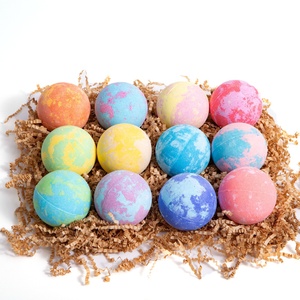 Bola de sal de baño transfronteriza con aceite esencial vegetal, fragancia explosiva, burbujas múltiples, colores mezclados, limpieza profunda y juguete incorporado - Product Image 1