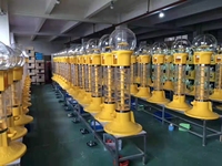 Machine à pièces Bonbons pour enfants Gacha Vendant Gumball & Griffe Twisted Egg Machine Amusement Boxe Jouets