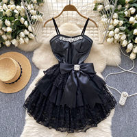 Haute Couture Petite Robe pour Femmes Taille Minceur Arc Dentelle Halter Robe de Soirée