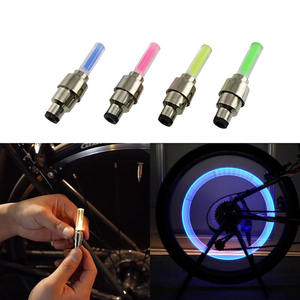 Lumière de roue <span class=keywords><strong>LED</strong></span> à induction de luciole colorée pour vélo, <span class=keywords><strong>valve</strong></span> de pneu de vélo, <span class=keywords><strong>valve</strong></span> de pneu pour lumière de roue de voiture - Product Image 1