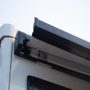 Trọng lượng nhẹ Hướng dẫn sử dụng điện RV Sun Shadow hộp Cassette <span class=keywords><strong>canopy</strong></span> Caravan tán với LED chiếu sáng - Product Image 3