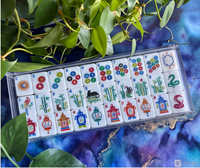 Braunes Safari-Tier-Motiv Amerikanisches Acryl Modernes Mahjong-Set Giraffe Elefant Zebra Schlange Blumen Laternen-Druck Tragbar