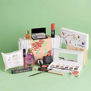 Boîte cadeau rigide personnalisée pour cosmétiques avec couvercle à charnière et intérieur personnalisé, boîte d'emballage de luxe pour articles de beauté de style livre - Product Image 2