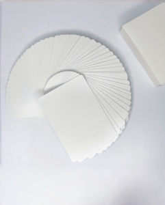 2025 vélo de luxe haute qualité Triple noyau noir gaufré à la main 54 cartes de poker vierges double face boîte entière en gros - Product Image 1