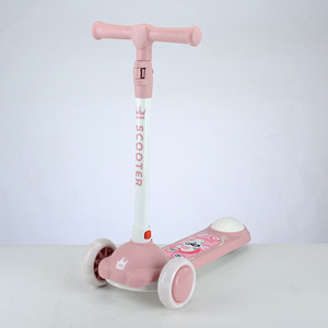 Scooter H806 Amarillo, Altura Ajustable, Ligero, para Niños de 3 a 6 Años - Product Image 3