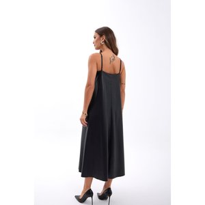 Vestido Satinado Corte A 7278 Negro con Cuello en V y Cintura Baja, Estilo Simple y Moderno - Product Image 3