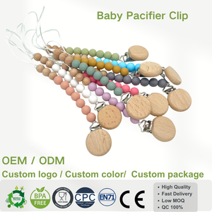 Chaîne de sucette en silicone multicolore personnalisable avec logo, matériau de qualité alimentaire, attache-sucette pour bébé, vente chaude - Product Image 1
