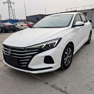 El Changan Yidong PLUS 1.6L GDI CVT Luxury 2021 es un Sedán Compacto. - Product Image 1