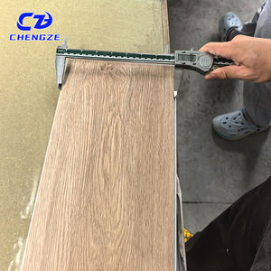 Revêtement de <span class=keywords><strong>sol</strong></span> en composite pierre-plastique SPC, compatible avec le <span class=keywords><strong>chauffage</strong></span> par le <span class=keywords><strong>sol</strong></span>, haute stabilité, faible entretien - Product Image 5